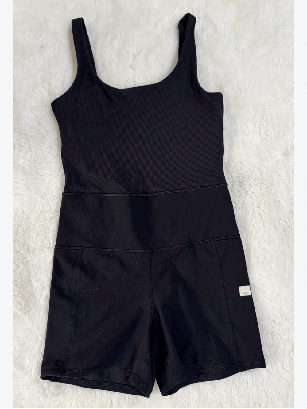 Vuori Women's Black  Sleeveless Scoop Neck Drawstring Romper Size S Ags